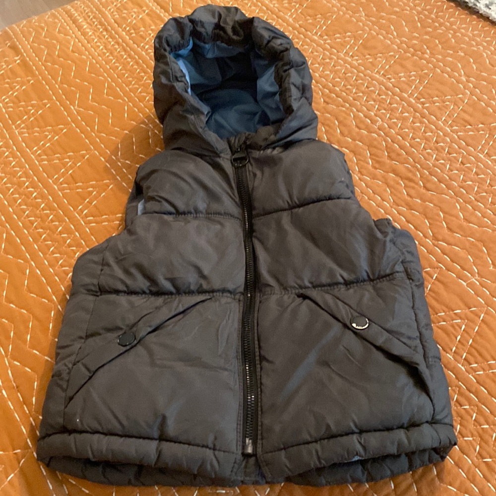 Zara gray puffer vest